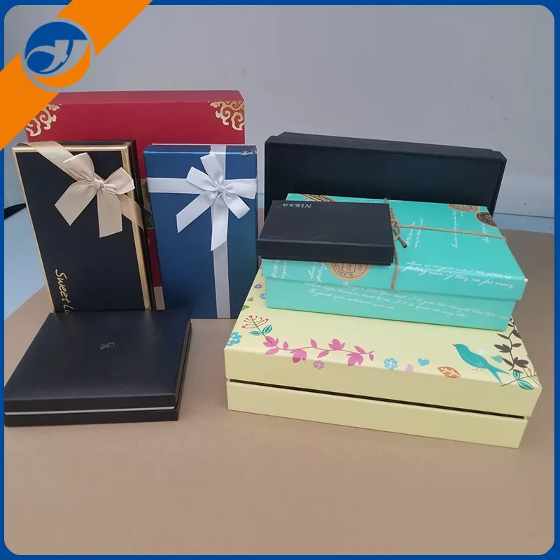 Farbige Geschenkbox